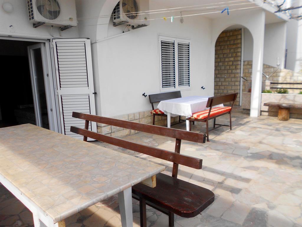 Apartments Anka ดูเช ภายนอก รูปภาพ