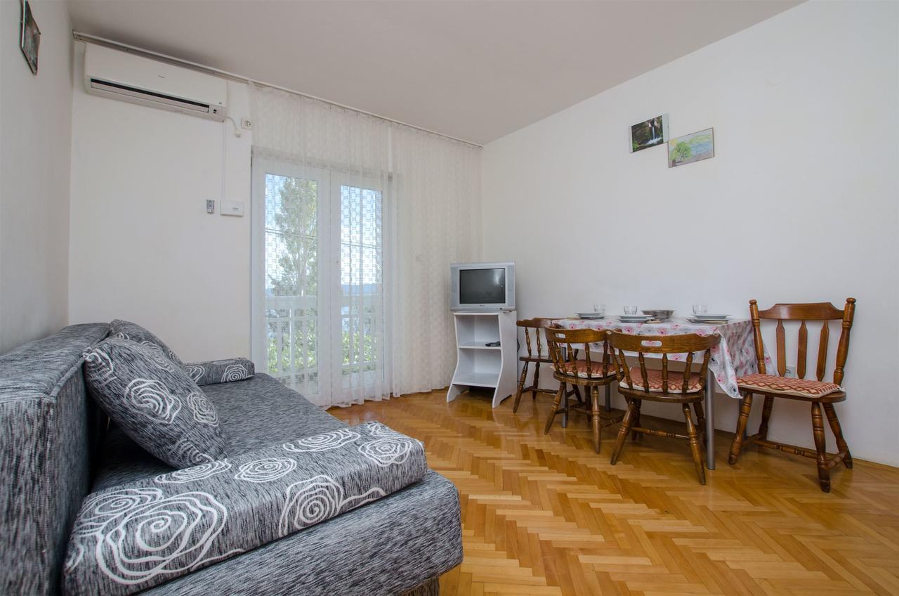 Apartments Anka ดูเช ภายนอก รูปภาพ
