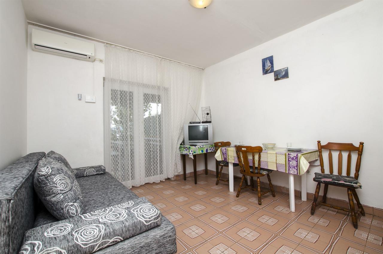 Apartments Anka ดูเช ภายนอก รูปภาพ
