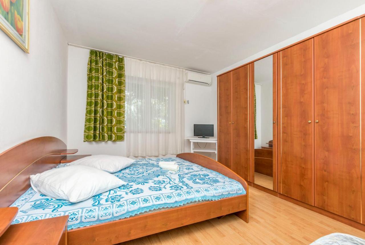 Apartments Anka ดูเช ภายนอก รูปภาพ